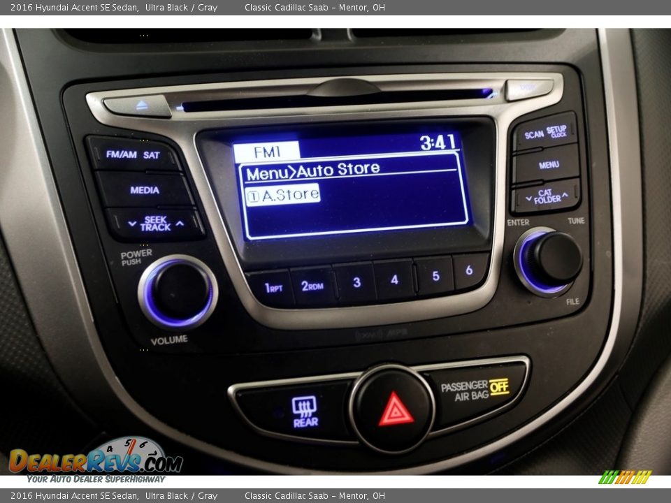 2016 Hyundai Accent SE Sedan Ultra Black / Gray Photo #11