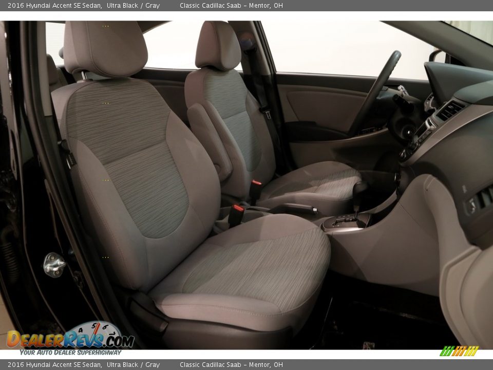 2016 Hyundai Accent SE Sedan Ultra Black / Gray Photo #16