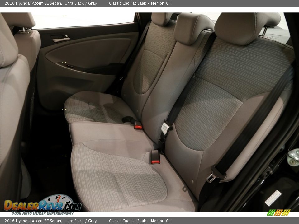 2016 Hyundai Accent SE Sedan Ultra Black / Gray Photo #18
