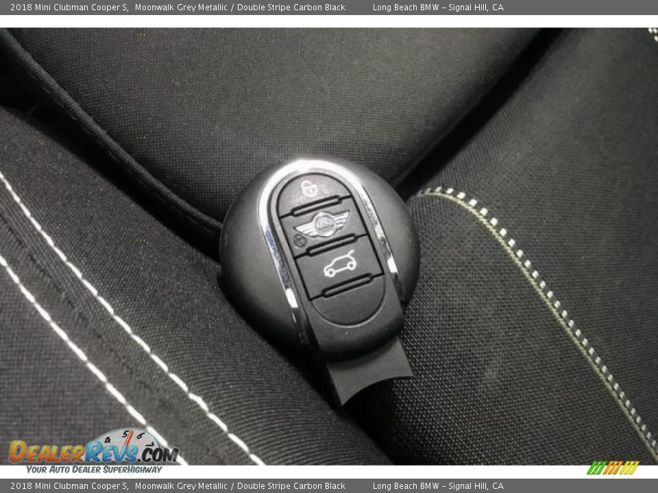 2018 Mini Clubman Cooper S Moonwalk Grey Metallic / Double Stripe Carbon Black Photo #11