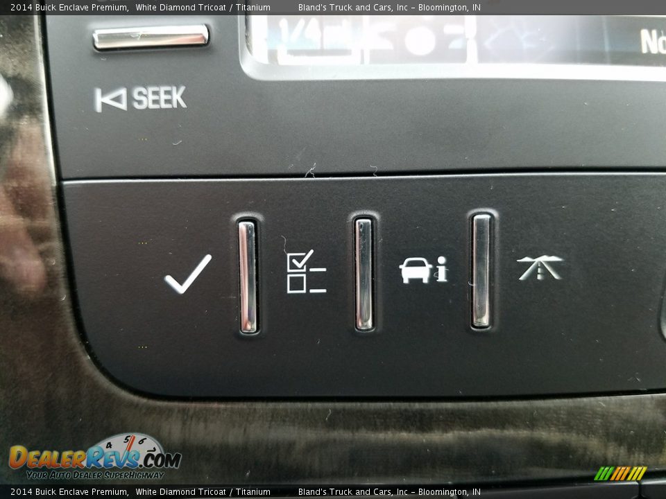 2014 Buick Enclave Premium White Diamond Tricoat / Titanium Photo #32