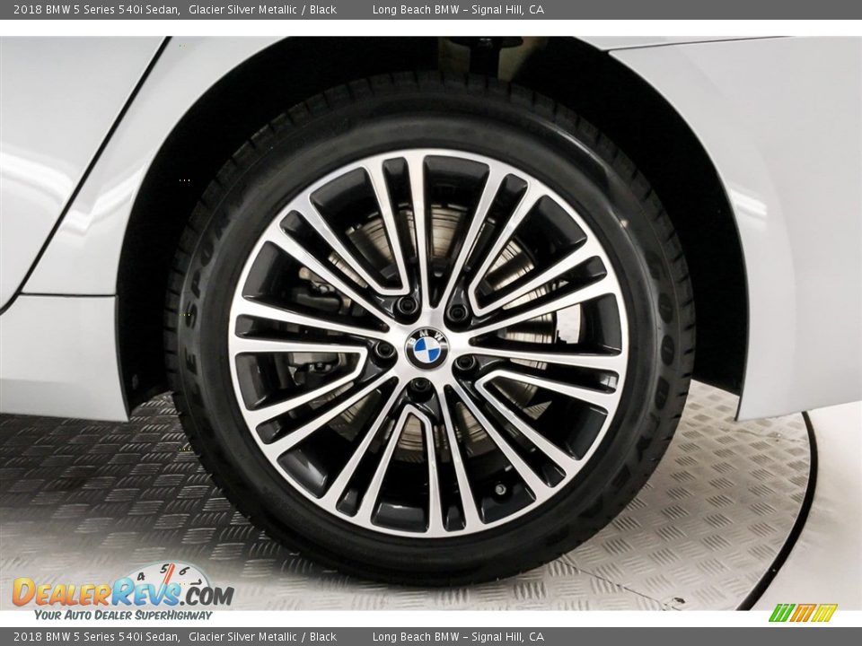 2018 BMW 5 Series 540i Sedan Glacier Silver Metallic / Black Photo #9