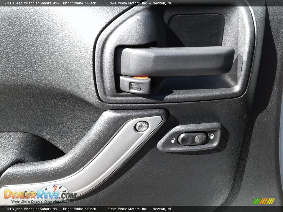 2018 Jeep Wrangler Sahara 4x4 Bright White / Black Photo #9