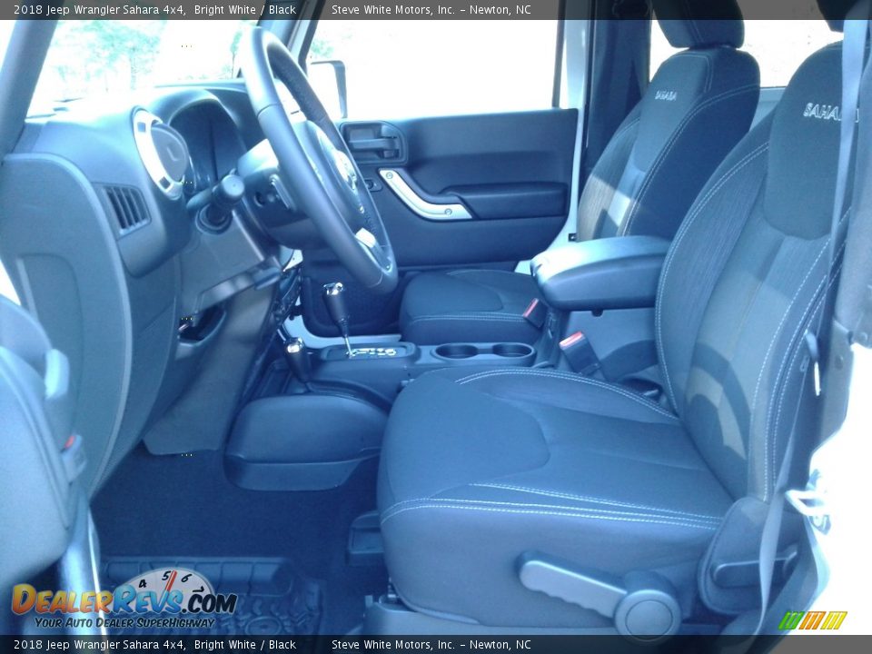 2018 Jeep Wrangler Sahara 4x4 Bright White / Black Photo #11
