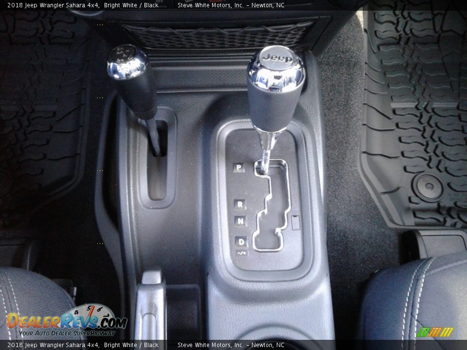 2018 Jeep Wrangler Sahara 4x4 Bright White / Black Photo #22