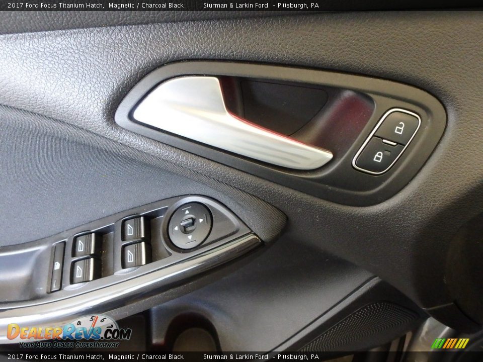 2017 Ford Focus Titanium Hatch Magnetic / Charcoal Black Photo #11