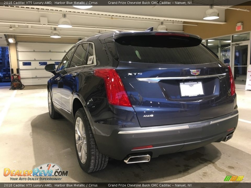 2018 Cadillac XT5 Luxury AWD Harbor Blue Metallic / Cirrus Photo #4