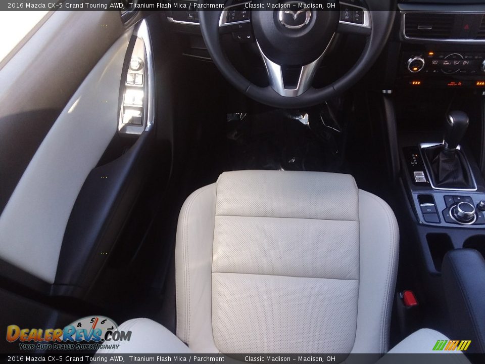2016 Mazda CX-5 Grand Touring AWD Titanium Flash Mica / Parchment Photo #10