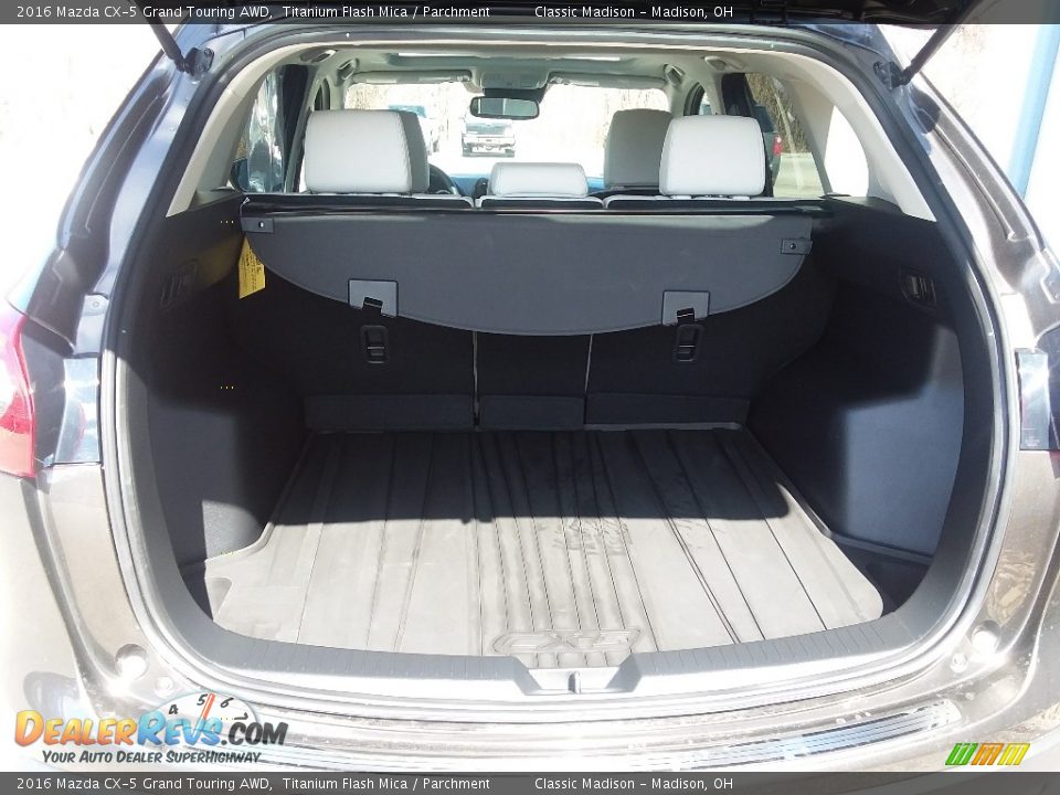 2016 Mazda CX-5 Grand Touring AWD Titanium Flash Mica / Parchment Photo #20