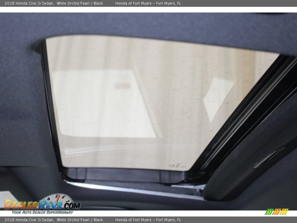 2018 Honda Civic Si Sedan White Orchid Pearl / Black Photo #30
