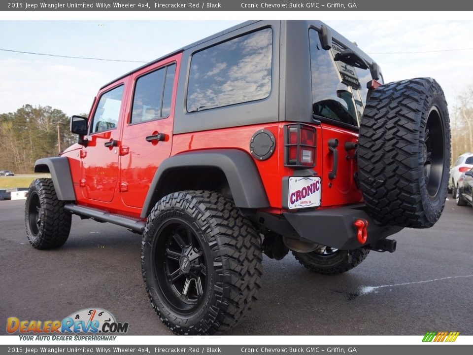 2015 Jeep Wrangler Unlimited Willys Wheeler 4x4 Firecracker Red / Black Photo #9