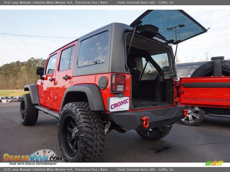 2015 Jeep Wrangler Unlimited Willys Wheeler 4x4 Firecracker Red / Black Photo #12