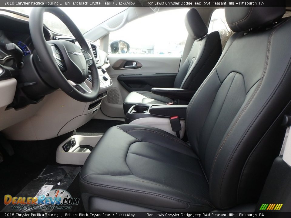 Front Seat of 2018 Chrysler Pacifica Touring L Photo #10