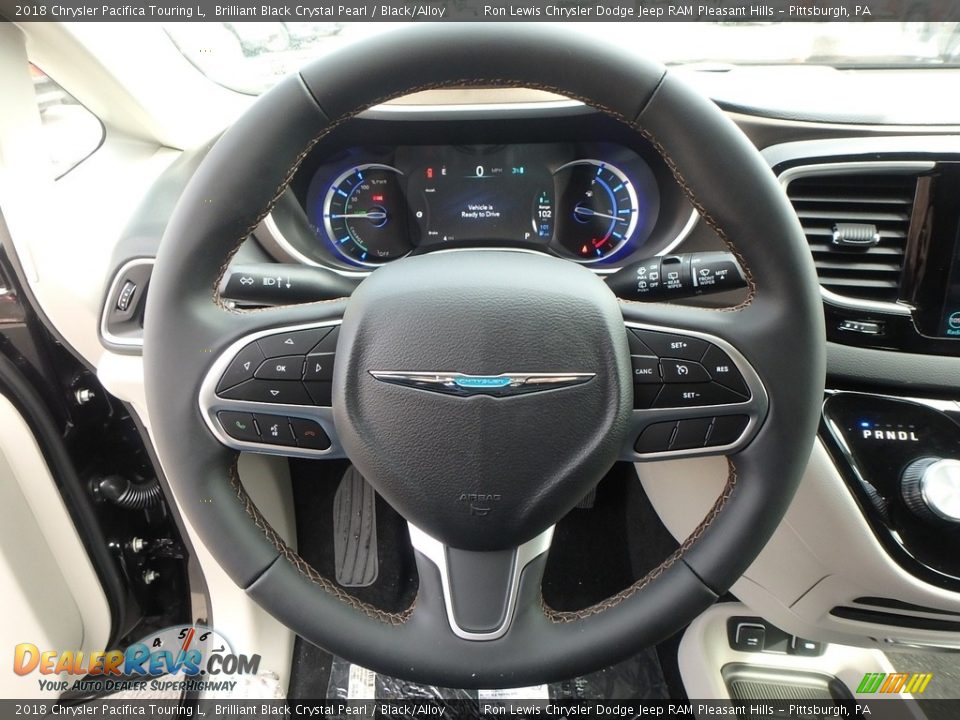 2018 Chrysler Pacifica Touring L Steering Wheel Photo #19