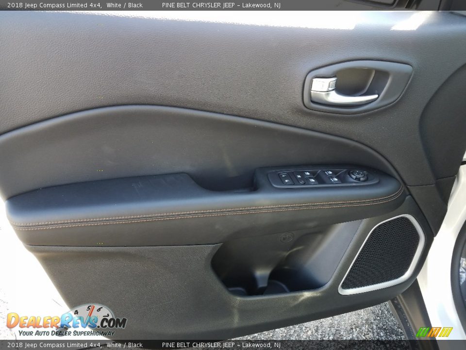 2018 Jeep Compass Limited 4x4 White / Black Photo #6