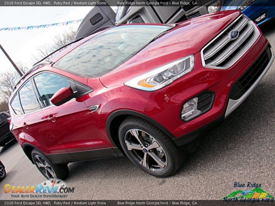 2018 Ford Escape SEL 4WD Ruby Red / Medium Light Stone Photo #32