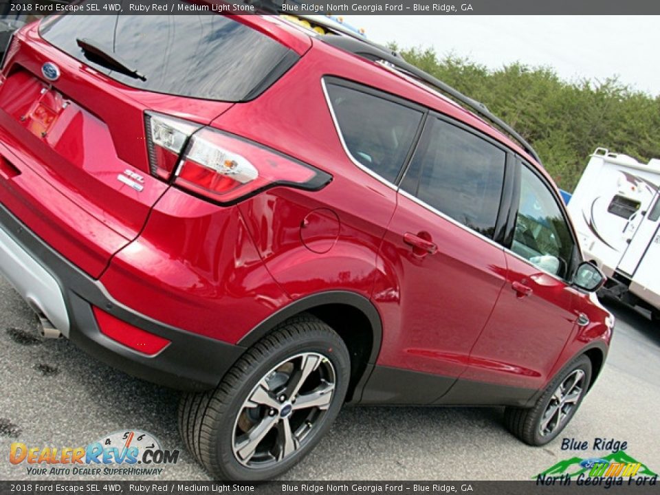 2018 Ford Escape SEL 4WD Ruby Red / Medium Light Stone Photo #33