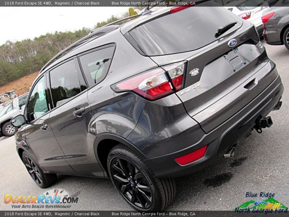2018 Ford Escape SE 4WD Magnetic / Charcoal Black Photo #32