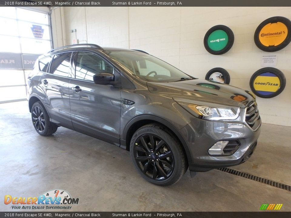 2018 Ford Escape SE 4WD Magnetic / Charcoal Black Photo #1