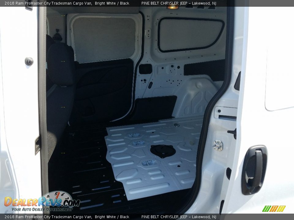2018 Ram ProMaster City Tradesman Cargo Van Bright White / Black Photo #8
