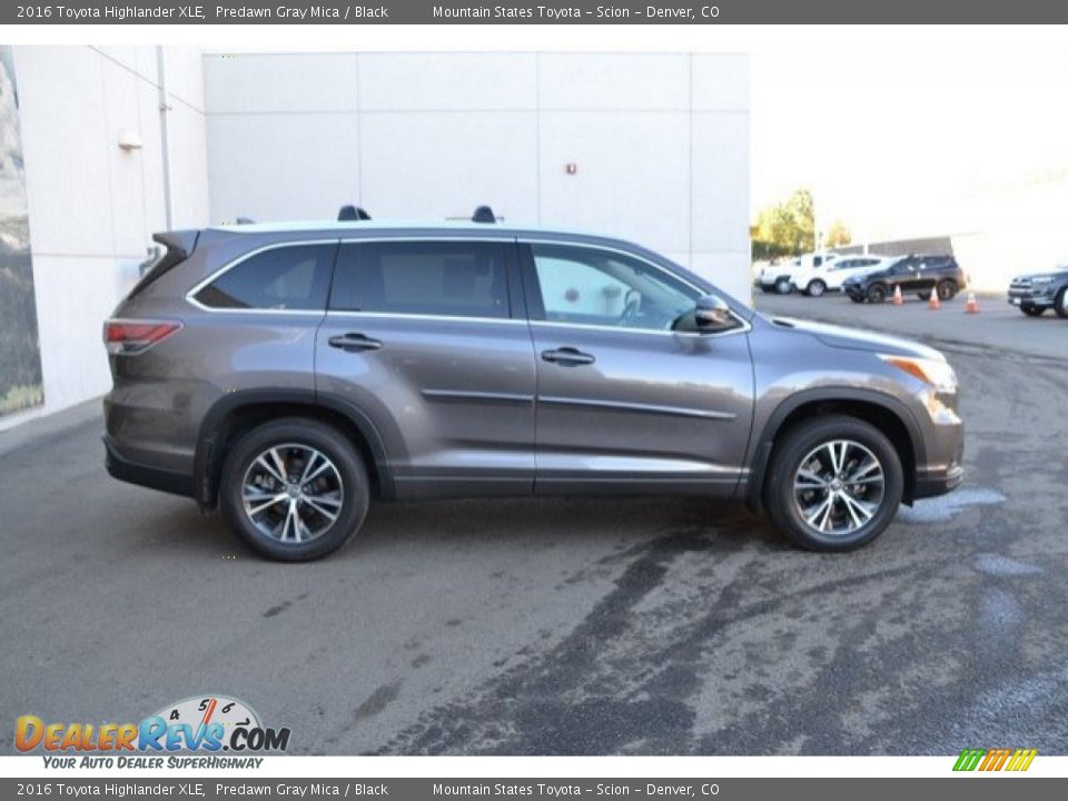 2016 Toyota Highlander XLE Predawn Gray Mica / Black Photo #8