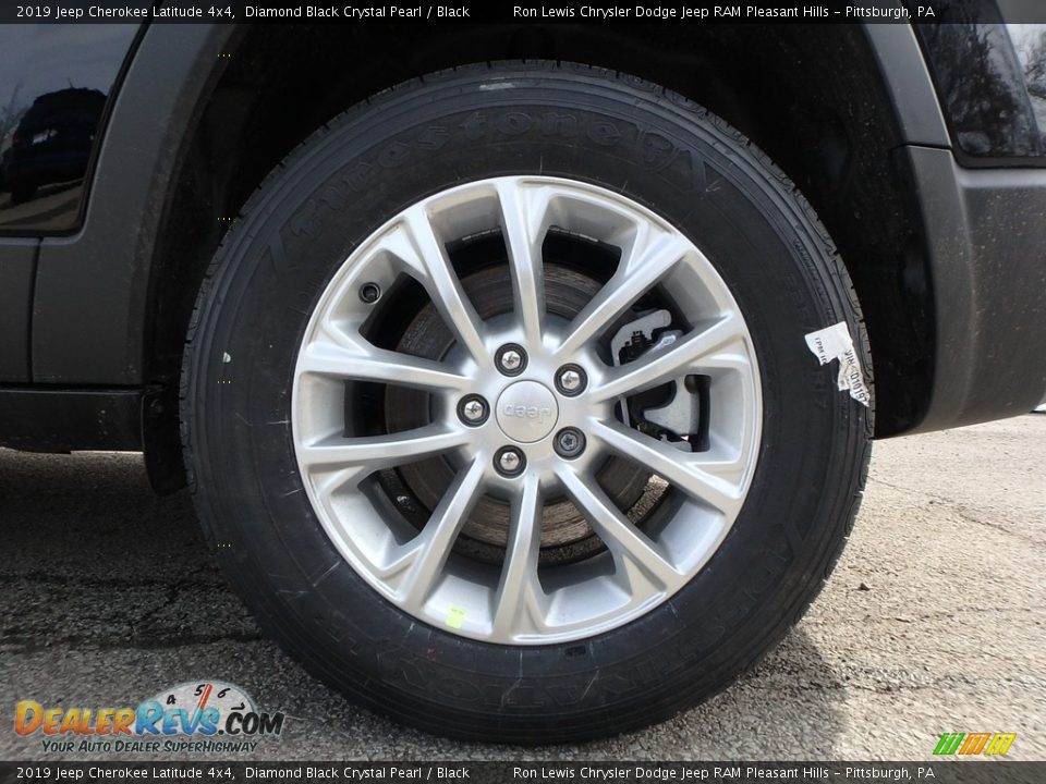 2019 Jeep Cherokee Latitude 4x4 Diamond Black Crystal Pearl / Black Photo #9
