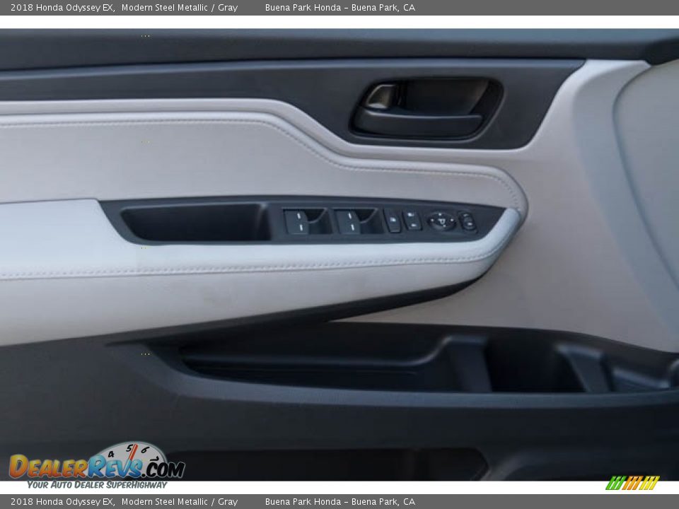 2018 Honda Odyssey EX Modern Steel Metallic / Gray Photo #7