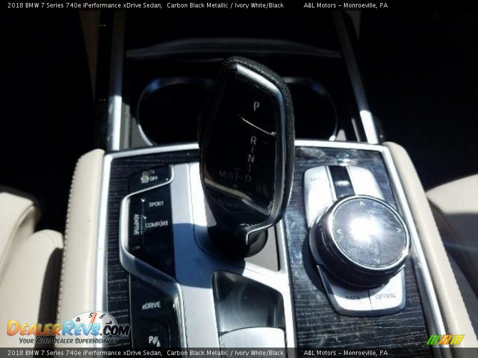 2018 BMW 7 Series 740e iPerformance xDrive Sedan Carbon Black Metallic / Ivory White/Black Photo #10