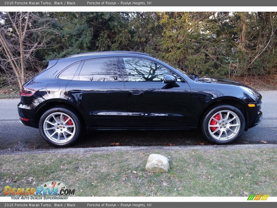 2016 Porsche Macan Turbo Black / Black Photo #7