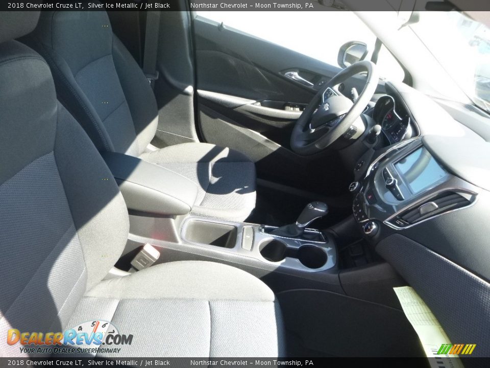 2018 Chevrolet Cruze LT Silver Ice Metallic / Jet Black Photo #9