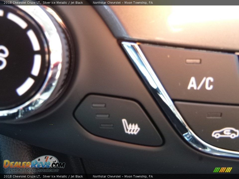 2018 Chevrolet Cruze LT Silver Ice Metallic / Jet Black Photo #18