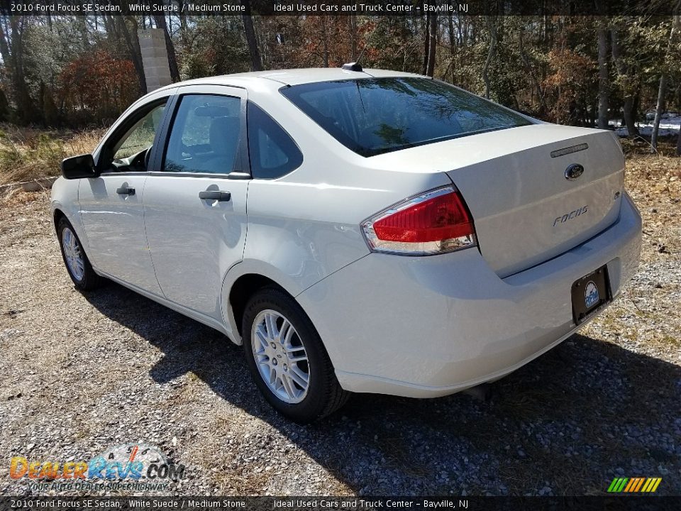 2010 Ford Focus SE Sedan White Suede / Medium Stone Photo #6