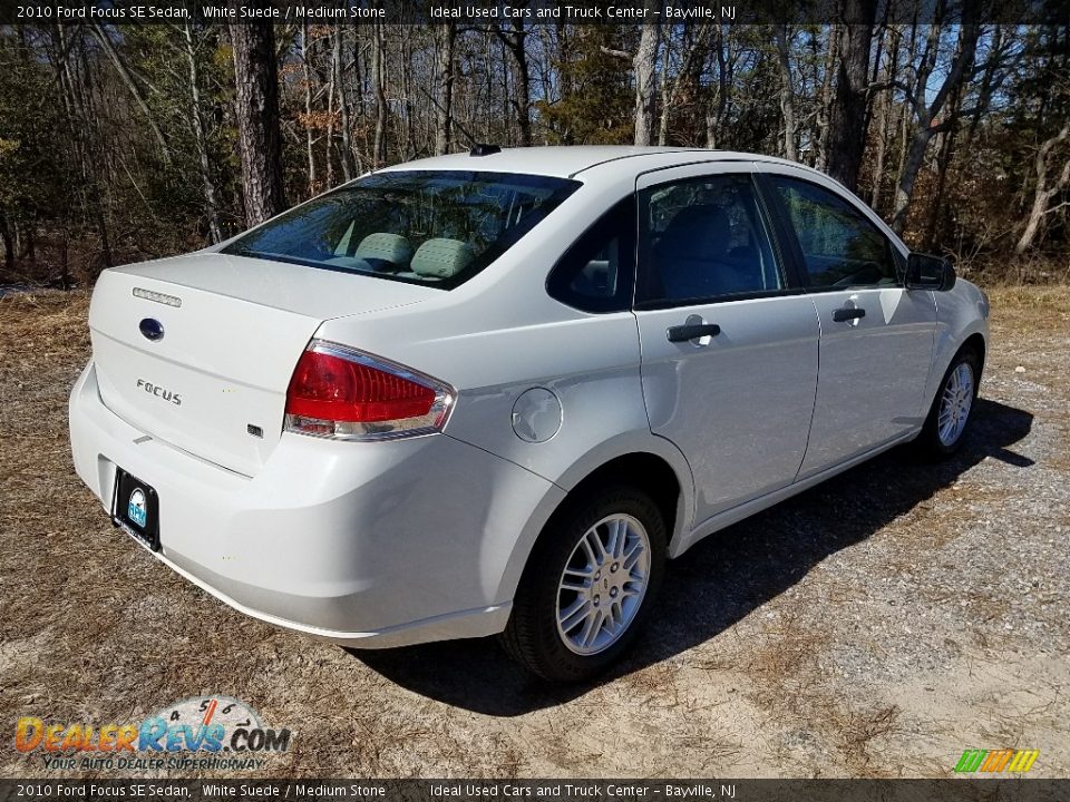 2010 Ford Focus SE Sedan White Suede / Medium Stone Photo #7