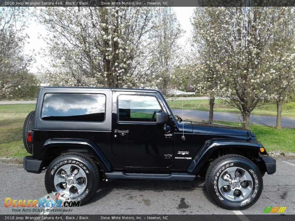 2018 Jeep Wrangler Sahara 4x4 Black / Black Photo #5