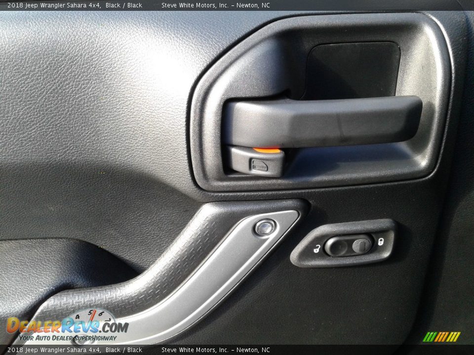2018 Jeep Wrangler Sahara 4x4 Black / Black Photo #9