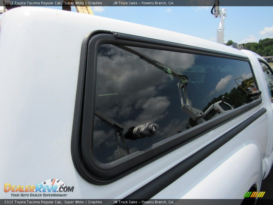 2013 Toyota Tacoma Regular Cab Super White / Graphite Photo #15
