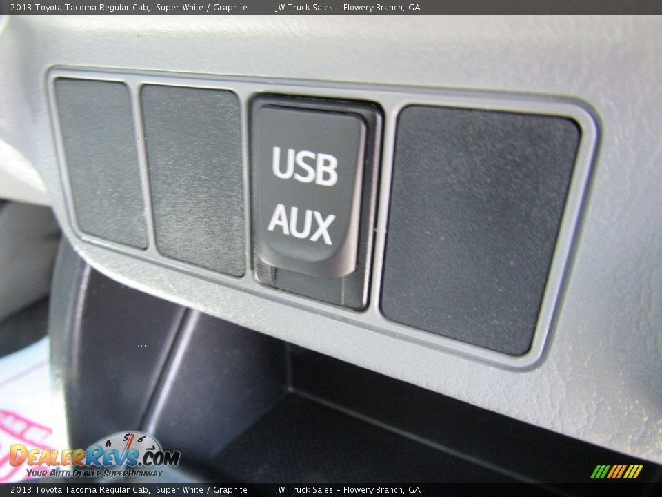 2013 Toyota Tacoma Regular Cab Super White / Graphite Photo #22