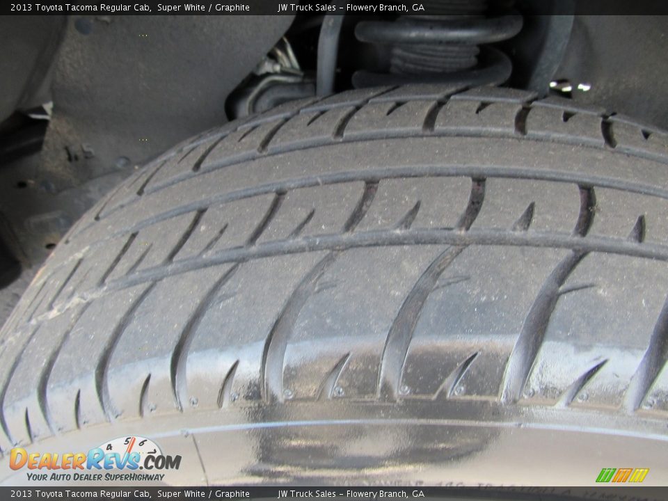 2013 Toyota Tacoma Regular Cab Super White / Graphite Photo #31