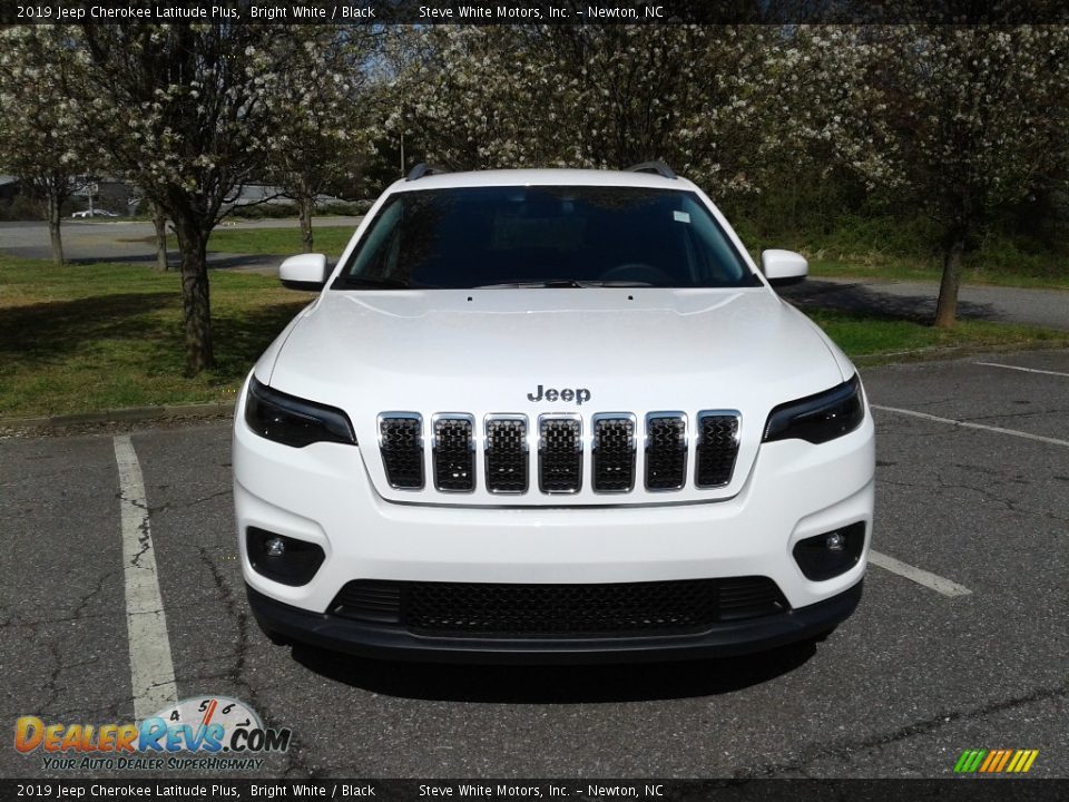 2019 Jeep Cherokee Latitude Plus Bright White / Black Photo #3