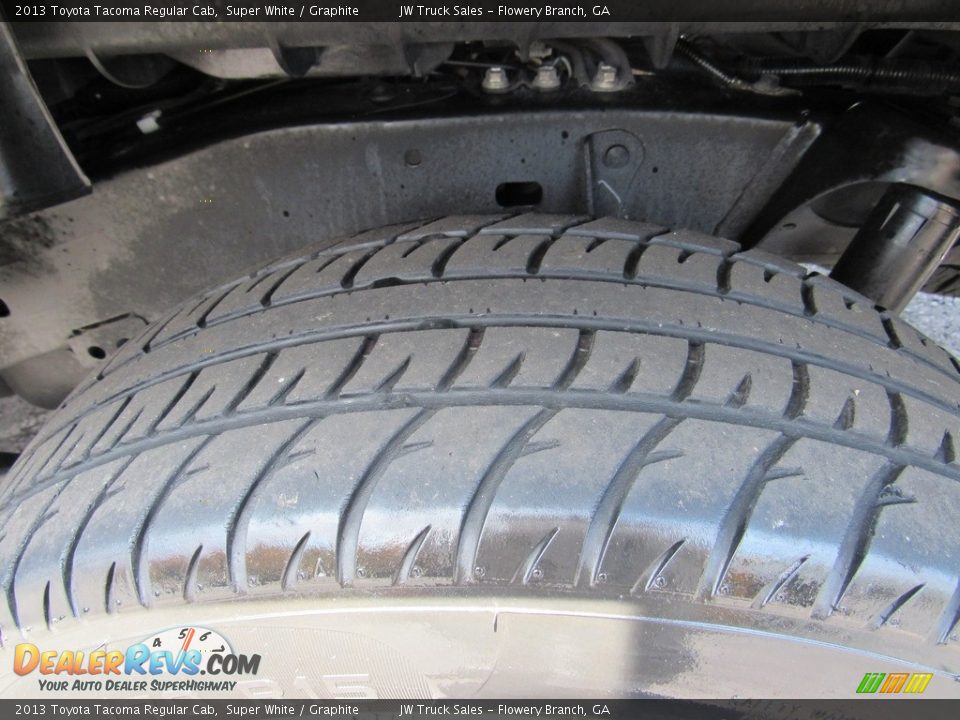 2013 Toyota Tacoma Regular Cab Super White / Graphite Photo #35