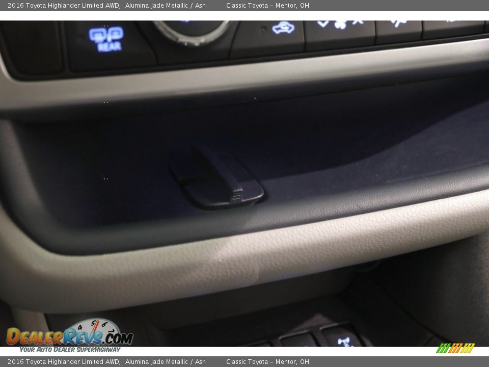 2016 Toyota Highlander Limited AWD Alumina Jade Metallic / Ash Photo #15