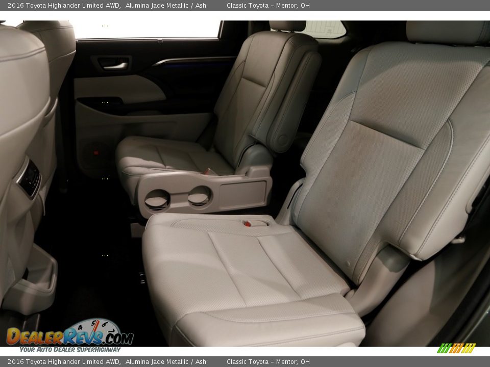 2016 Toyota Highlander Limited AWD Alumina Jade Metallic / Ash Photo #24