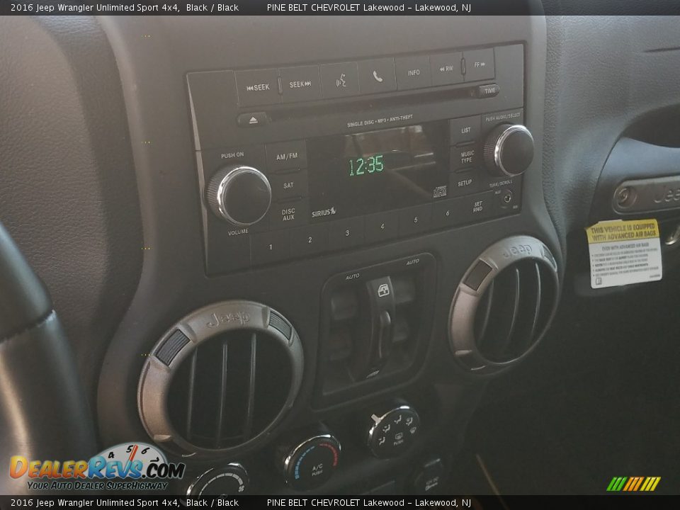 2016 Jeep Wrangler Unlimited Sport 4x4 Black / Black Photo #4