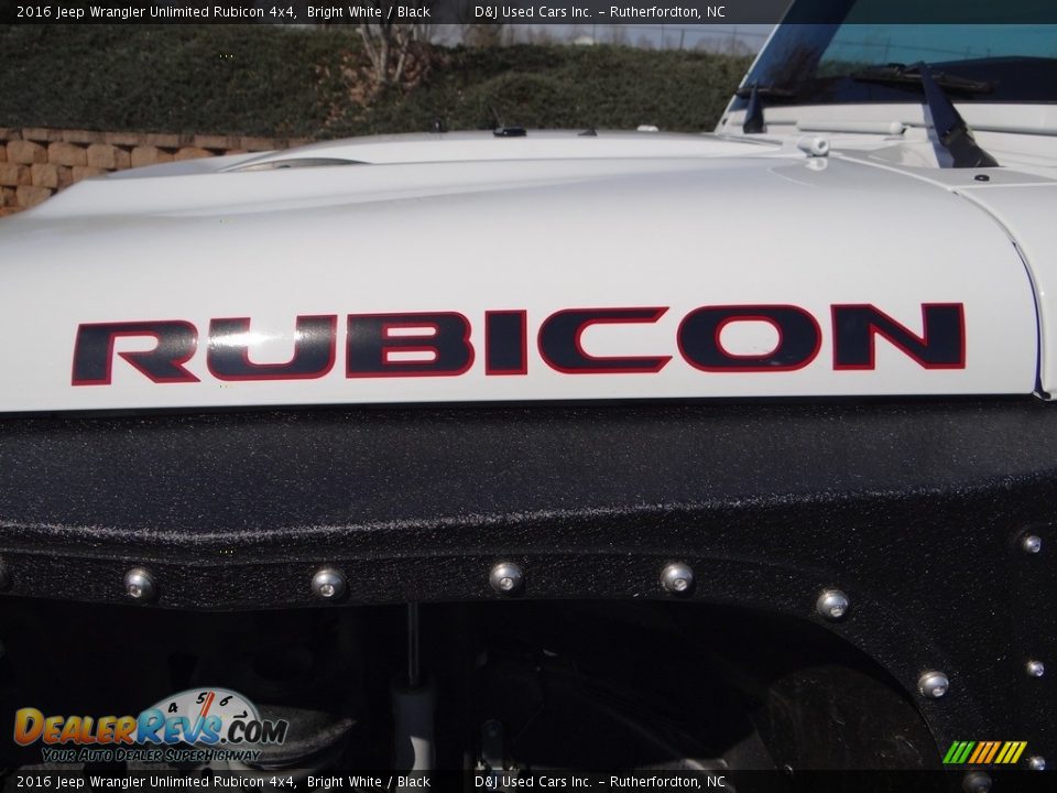2016 Jeep Wrangler Unlimited Rubicon 4x4 Bright White / Black Photo #16