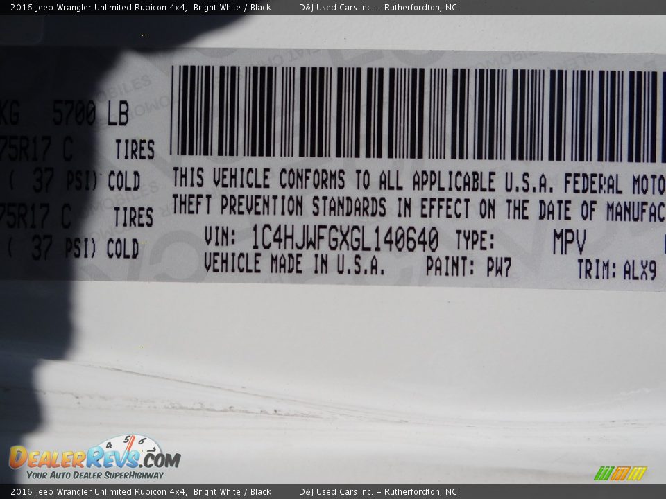 2016 Jeep Wrangler Unlimited Rubicon 4x4 Bright White / Black Photo #26