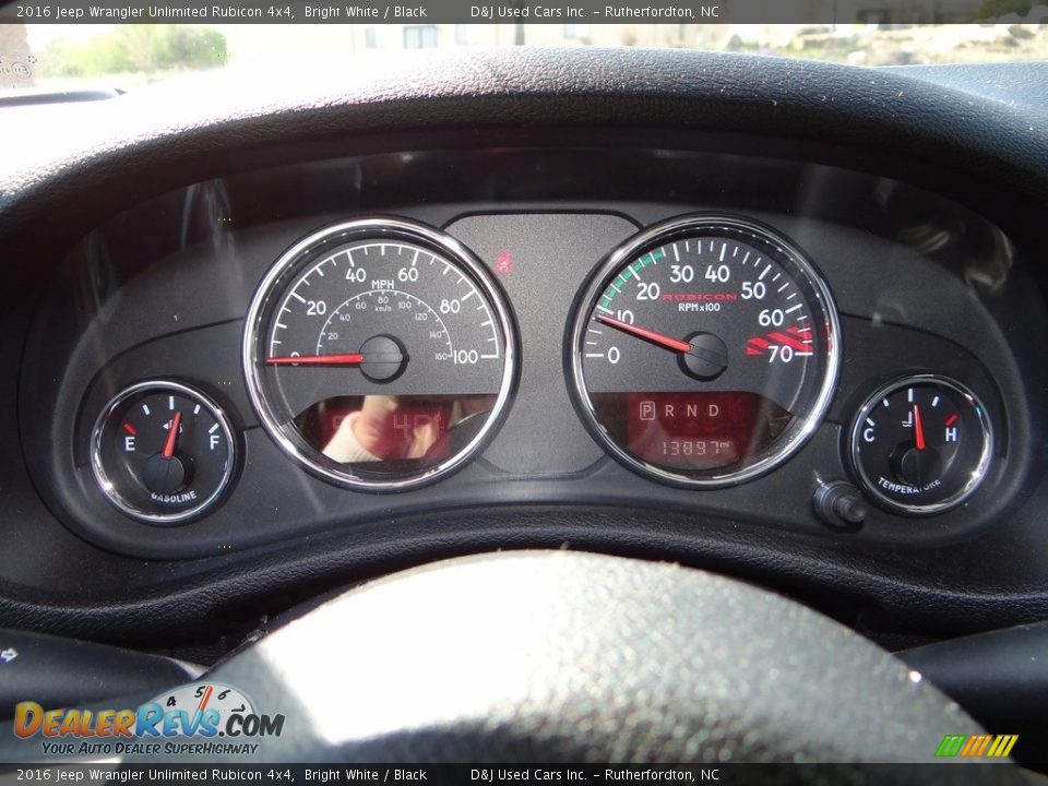 2016 Jeep Wrangler Unlimited Rubicon 4x4 Bright White / Black Photo #36