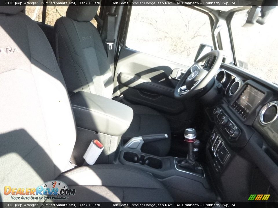 2018 Jeep Wrangler Unlimited Sahara 4x4 Black / Black Photo #10