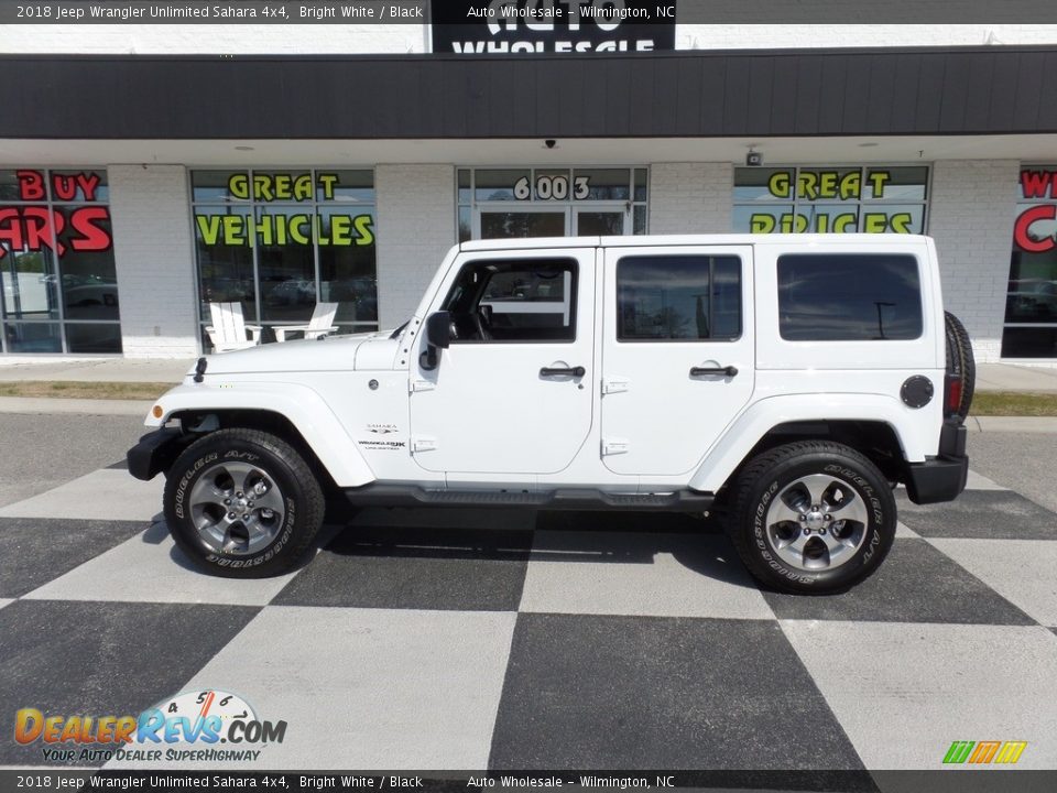 2018 Jeep Wrangler Unlimited Sahara 4x4 Bright White / Black Photo #1