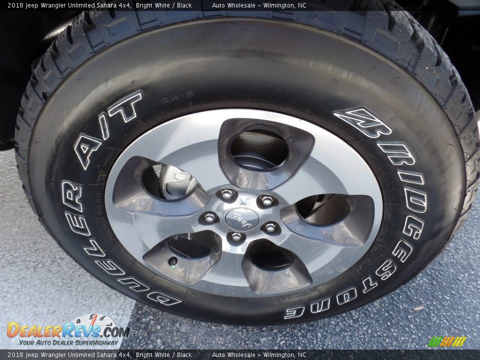 2018 Jeep Wrangler Unlimited Sahara 4x4 Bright White / Black Photo #7