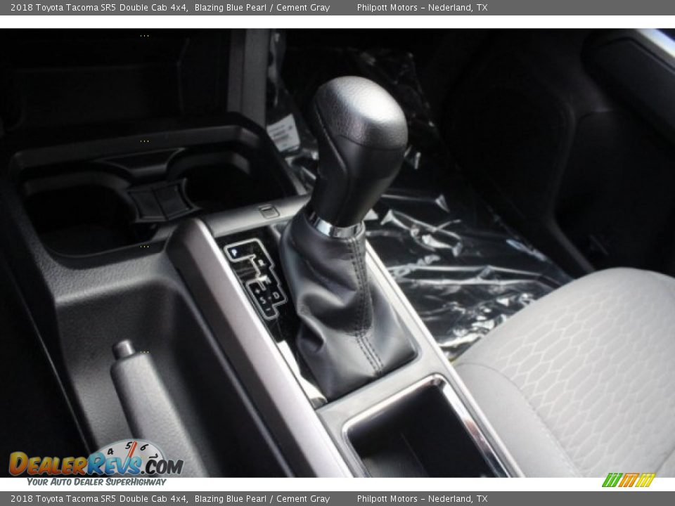 2018 Toyota Tacoma SR5 Double Cab 4x4 Blazing Blue Pearl / Cement Gray Photo #16